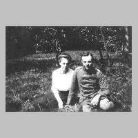 059-0129 Hildegard und Gerhard von Frantzius im Juli 1917 in Podollen-Cremitten.jpg